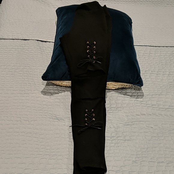 Tantrum Ink Black Leggings with laces - Picture 1 of 4